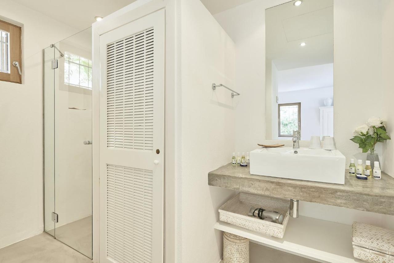 Deluxe Ibizan Retreat Stunning Sea Views Juana 6 Bedroom A Short Drive To The * San José